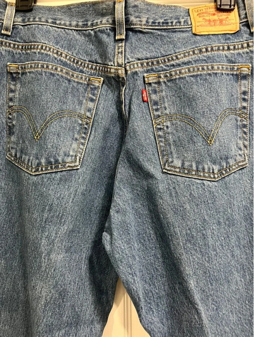 Levi's 550 Relaxed Tapered Straight Fit Jeans Blue Denim W34 L32 16M